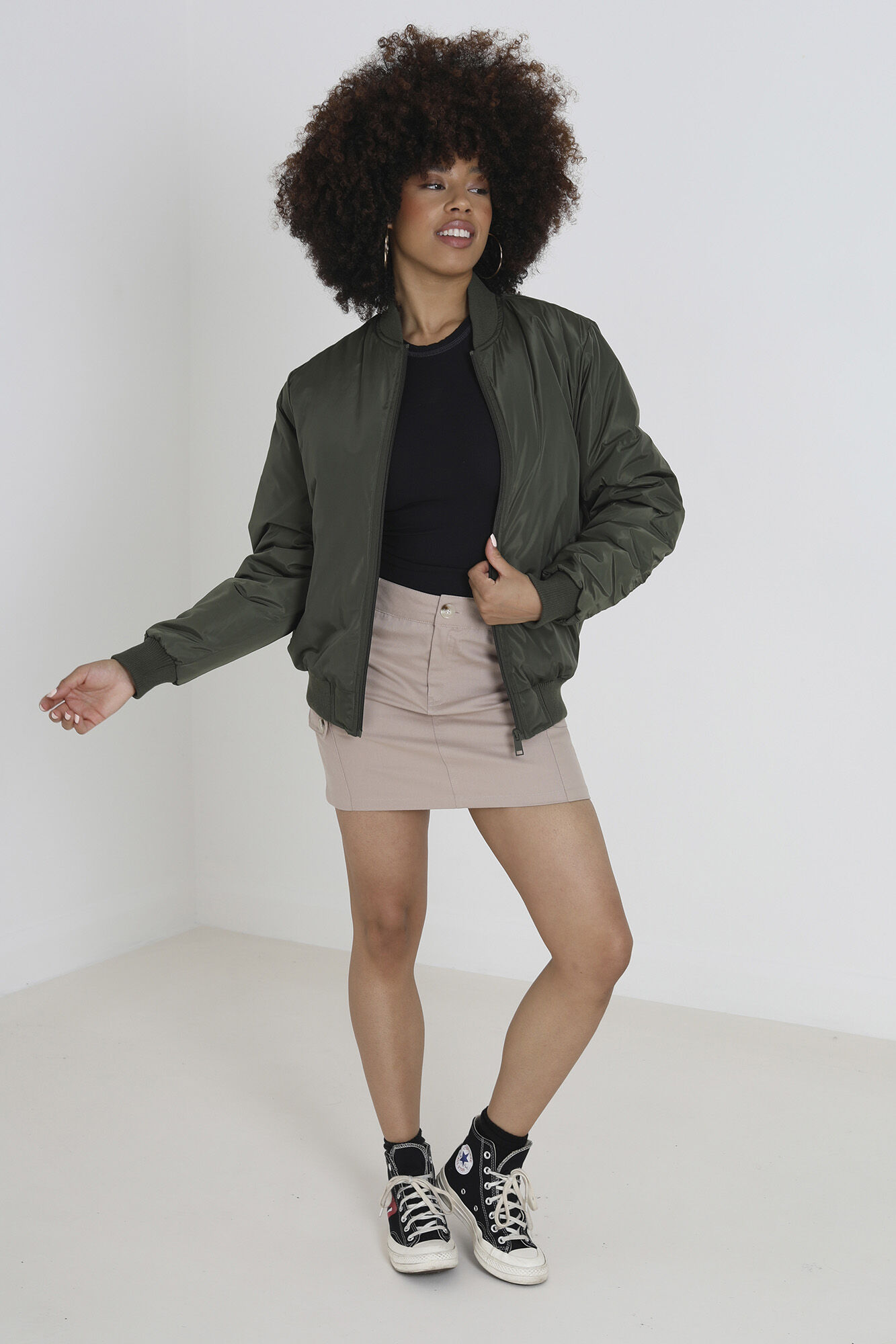 Jaqueta bomber oversized com zíper
