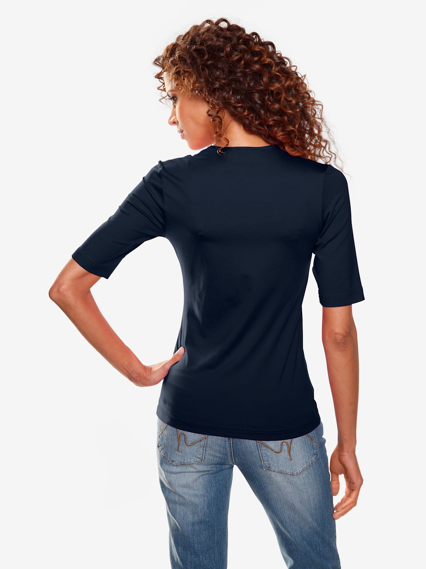 T-shirt en v manches mi-longues et encolure en v féminine
