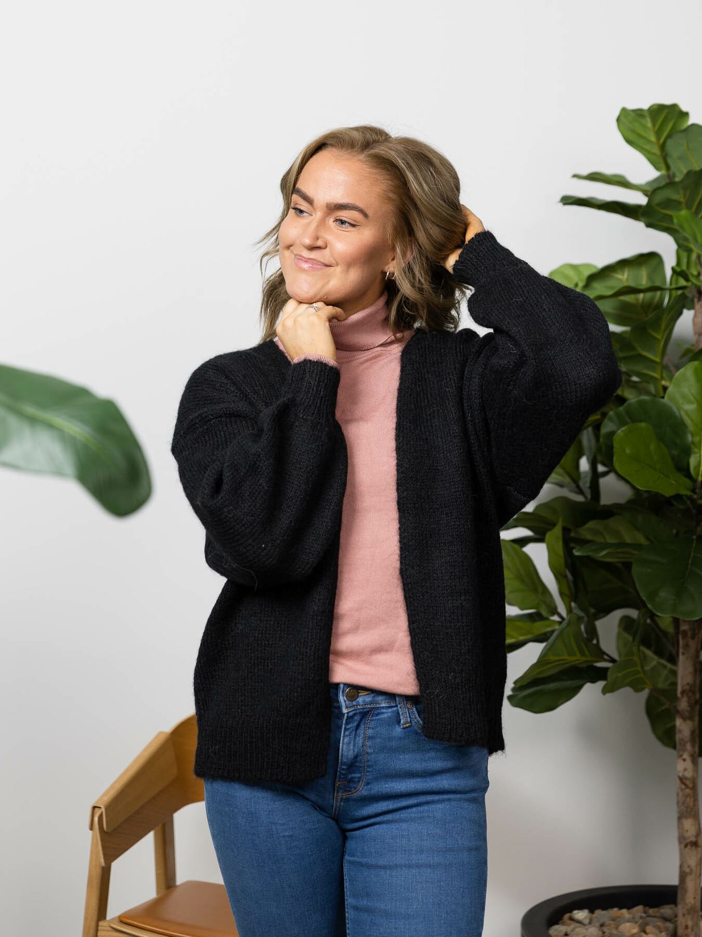 Livi Long Sleeve Knit Cardigan