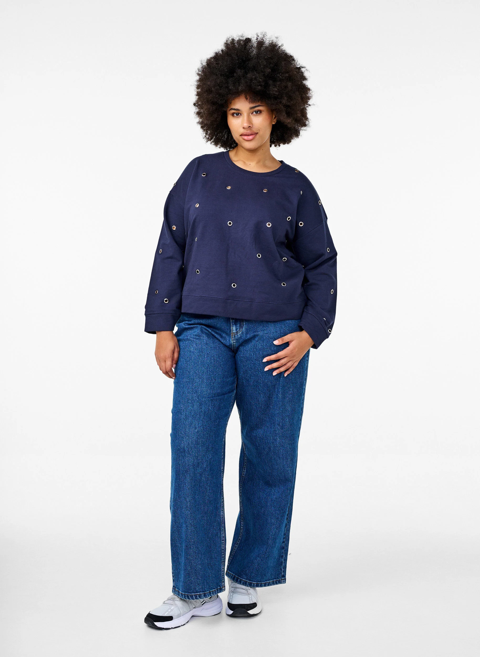 Sweat med eyelets
