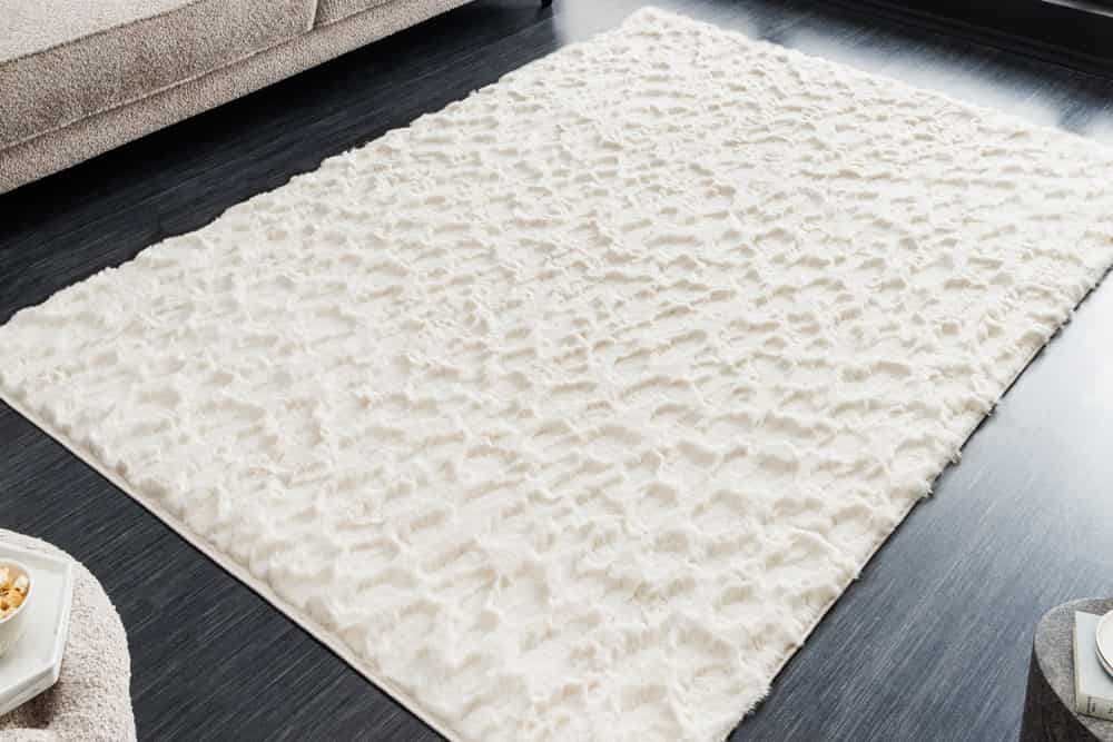 Moderner Teppich DUNE 230x160cm beige Hochflor Indoor-Teppich Hoch-Tief-Effekt Faux-Fur