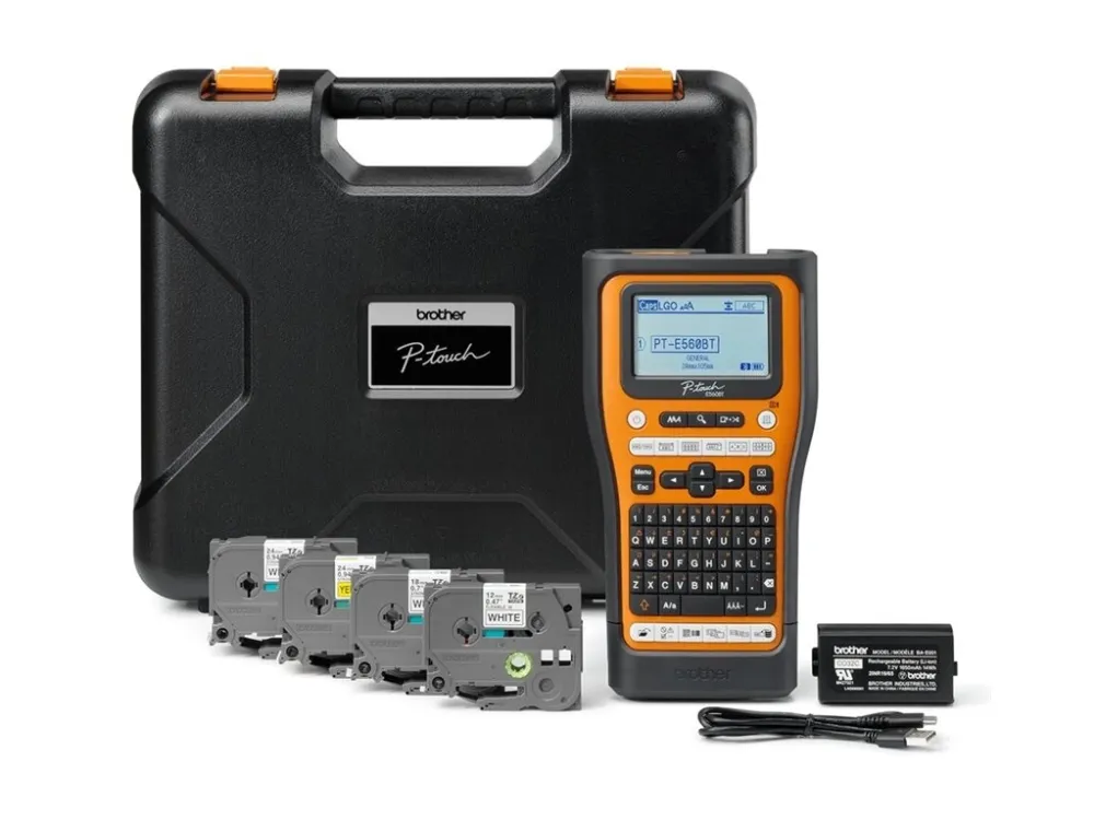 Brother P-Touch PT-E560BTSP - Etikettemaskine - S/H - termo transfer - Rulle (2,4 cm) - 180 dpi - op til 30 mm/sek. - USB 3.0, Bluetooth 5.0 - skærer - spejltryk, Full & Half Cut Function, printforhåndsvisning - sort og orange