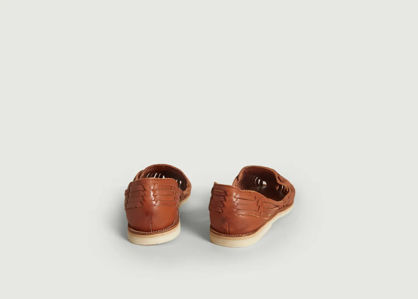 Sandales plates tressées en cuir Alegre Mapache