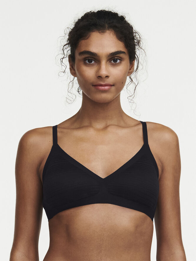 Chantelle Soft Stretch Stripes Bralette with removable pads Black