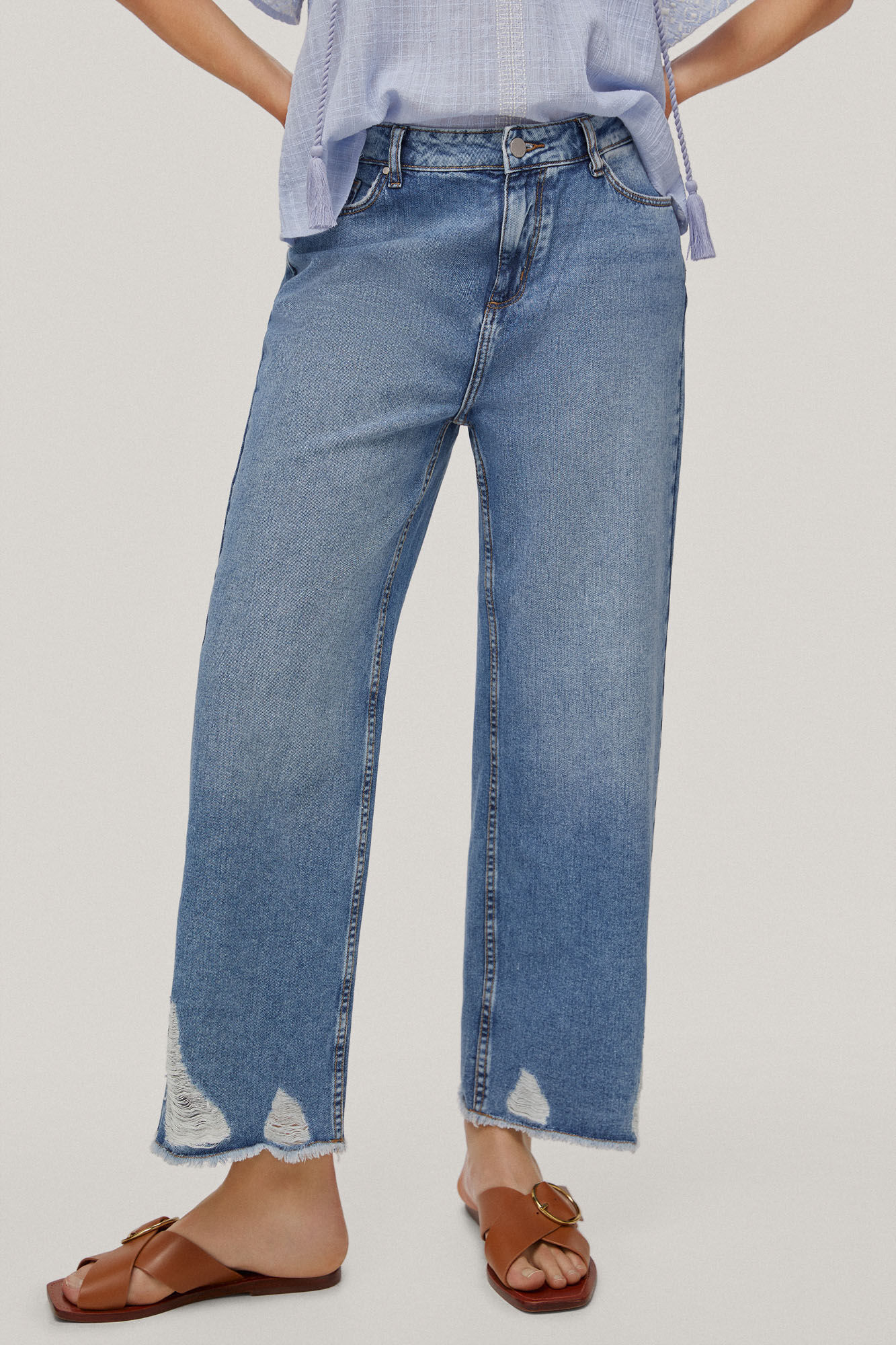 Calça jeans capri reta com 5 bolsos - Azul