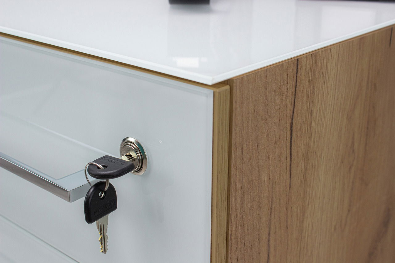 XORA Aktenschrank niedrig MATERNO