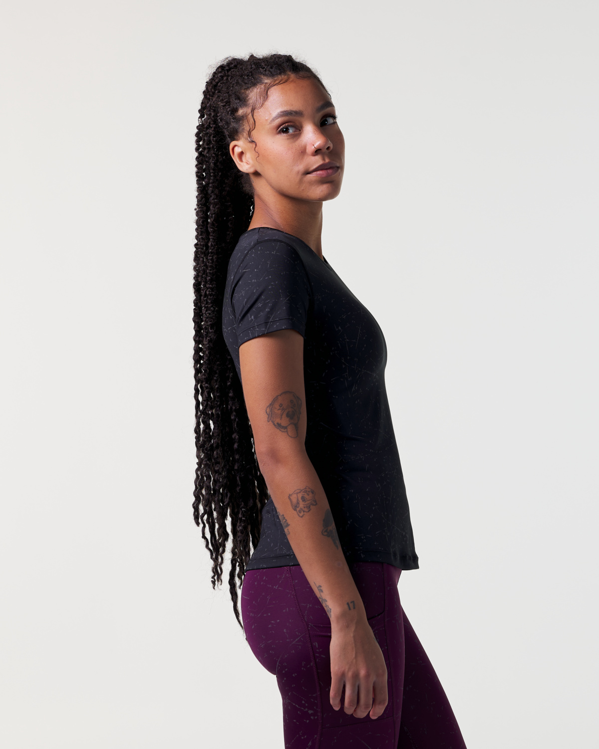 LEVITY Zodiac Reflective Tee Nighty Stardust