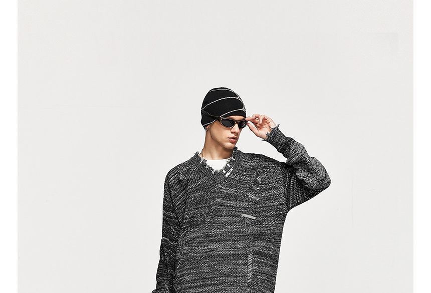 Newin - Unisex Distressed Loose Sweater