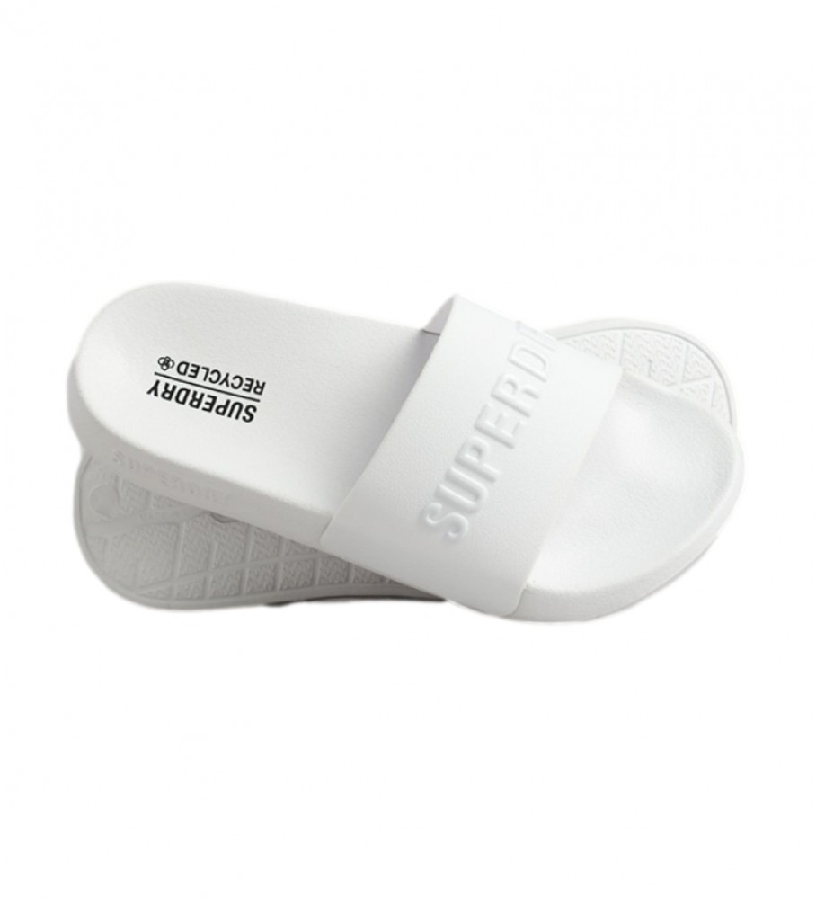 Chinelo de piscina Superdry Code com logo na cor branca.