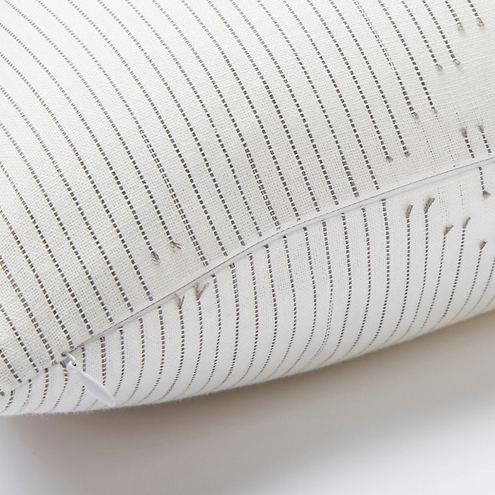 Coussin Beryl noir et blanc 45 x 45 cm