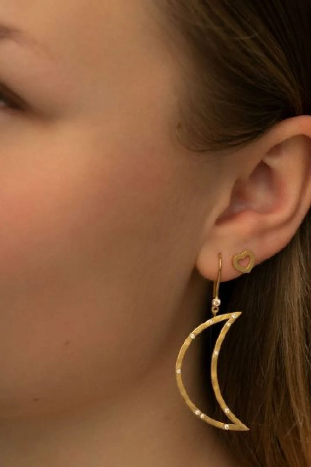 Stine A Petit Open Love Heart Earring Goldenen