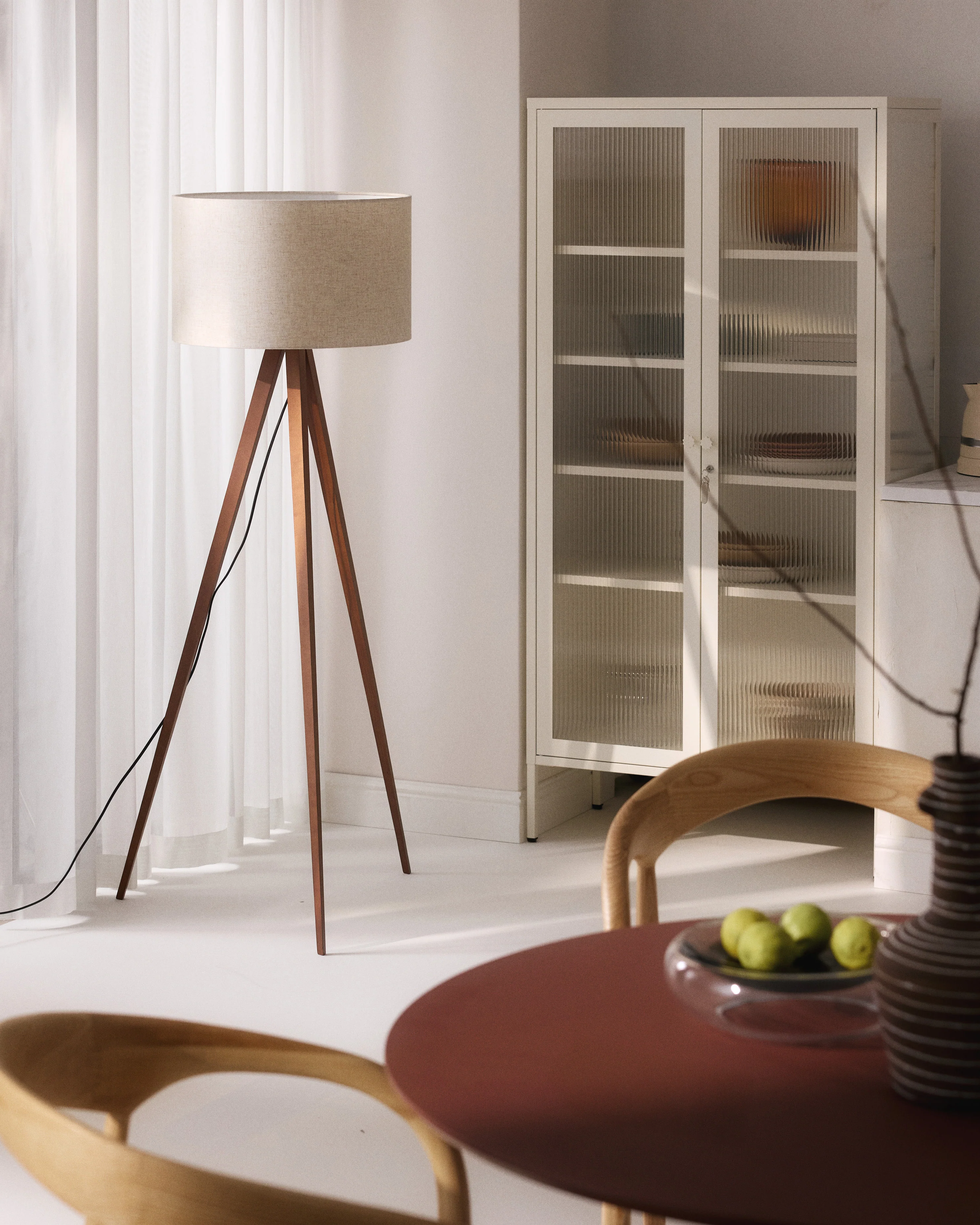Tripod vloerlamp Jake van massief hout