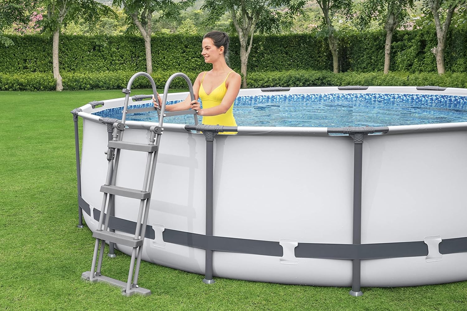 Bestway Steel Pro Max Frame Kit Piscine avec Pompe à Filtre Ø 366 x 100 cm, Gris Clair, Ronde