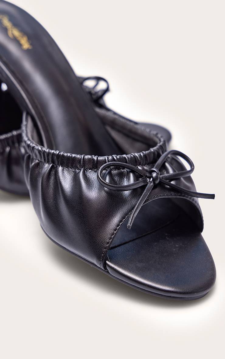 Noir Mules À Talon Chaton En Synthétiquecuir Avec Détail Nœud Et Empeigne Froncée