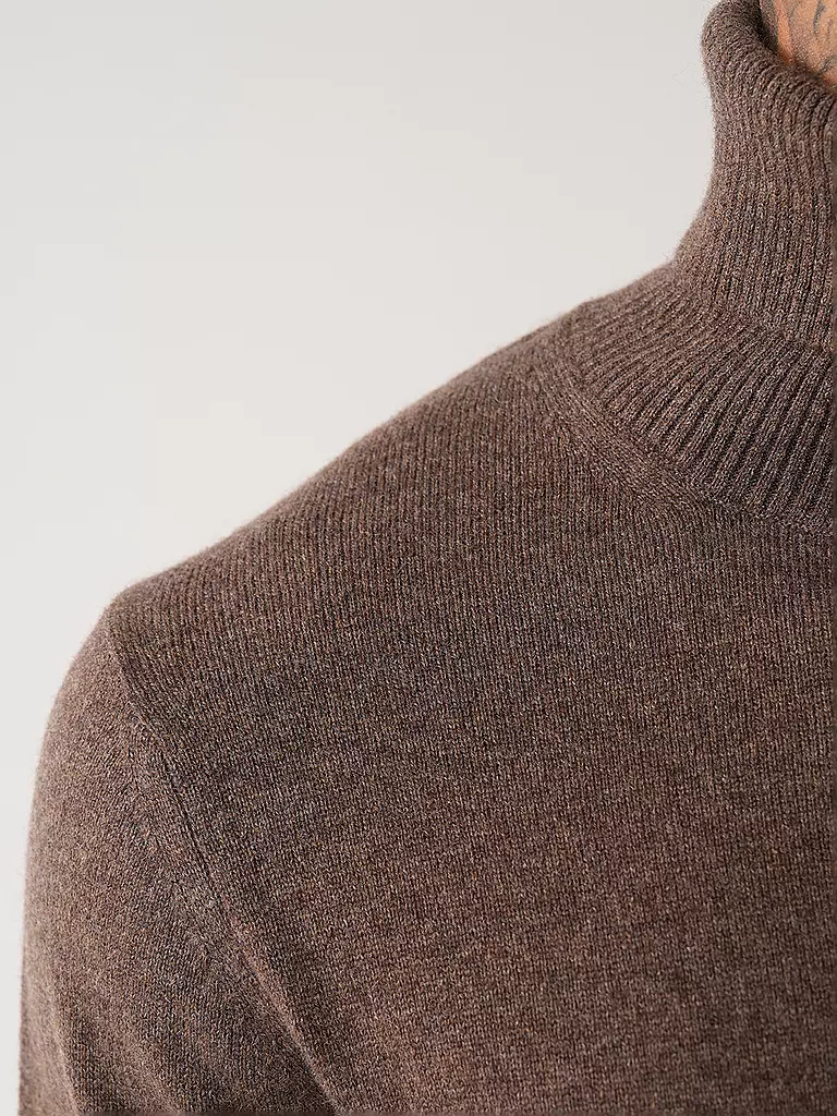 WINDSOR Rollkragenpullover braun