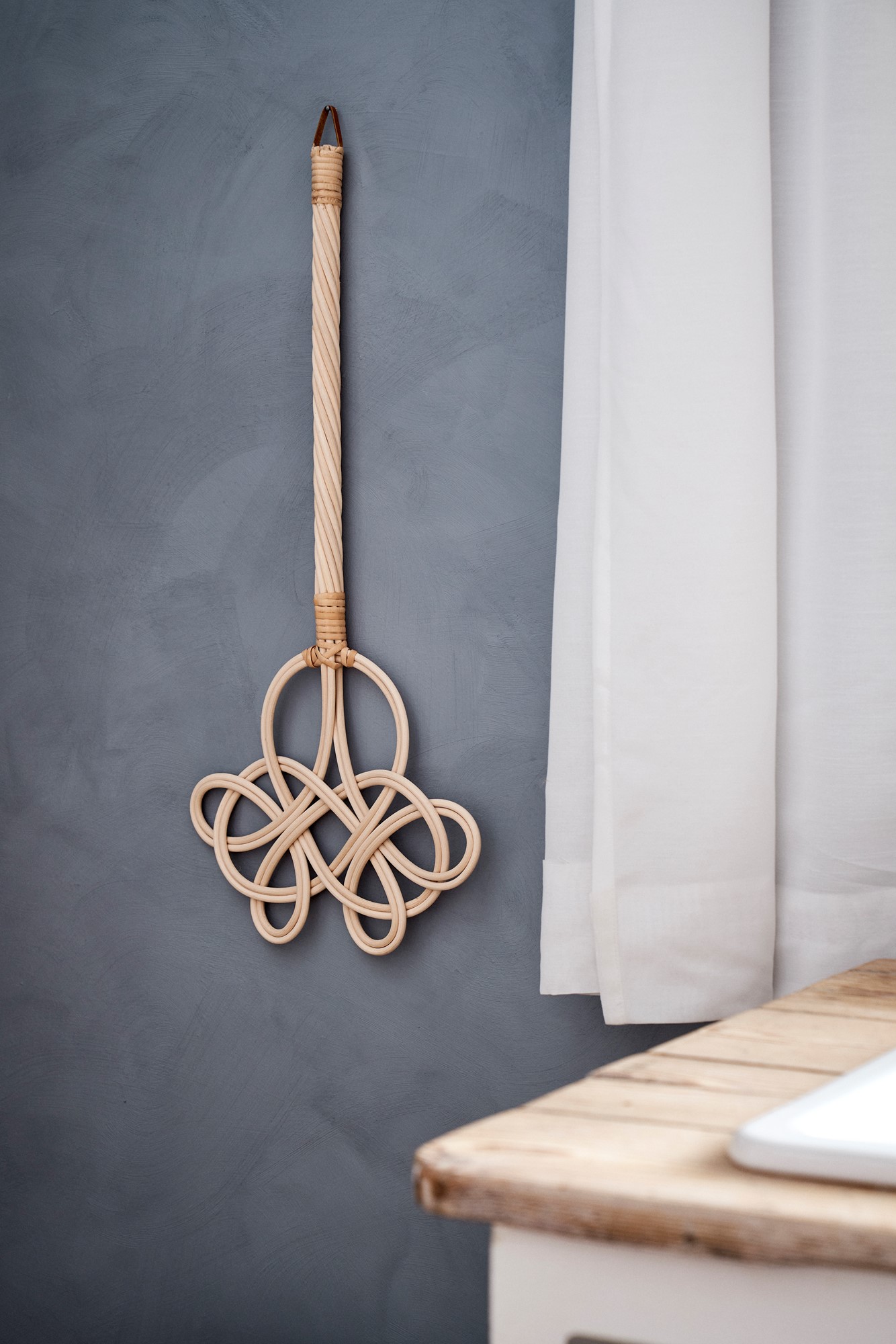Tæppebanker | Rattan. 62 cm. | Nature