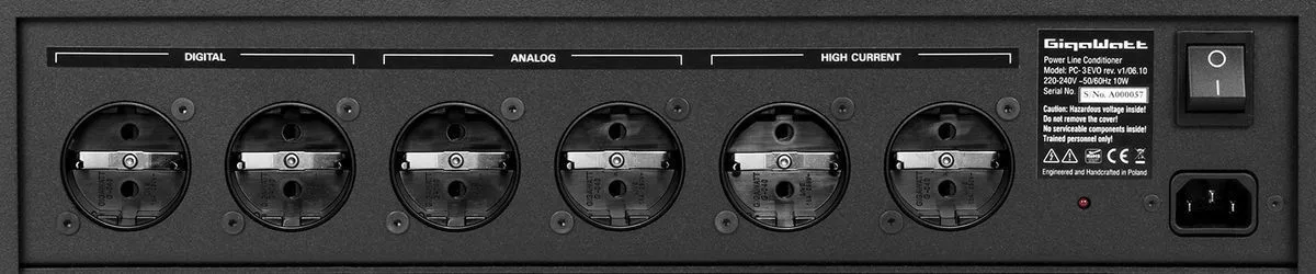 GigaWatt PC-3 EVO  Noir avec câble LS-1 EVO  (1,5 m) Conditionneurs secteur