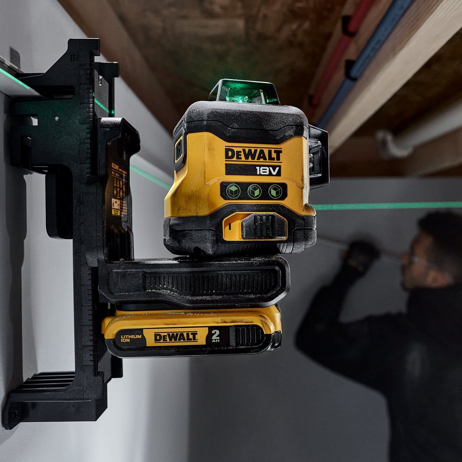 DeWALT DCLE34031N 3x360° Compacte kruislijnlaser groen 18V XR Basic Body in koffer