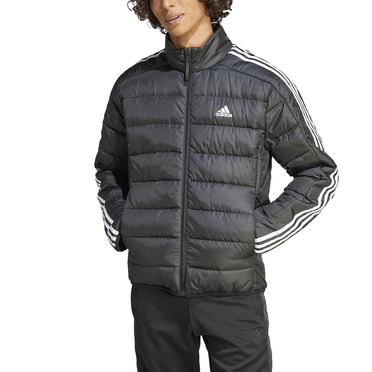 adidas Performance<br>Jaqueta de plumas leve com zíper, 3 listras Essentials
