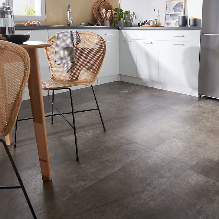 Dalle PVC clipsable Gospel béton gris foncé 30 x 60 cm GoodHome (vendue au carton)