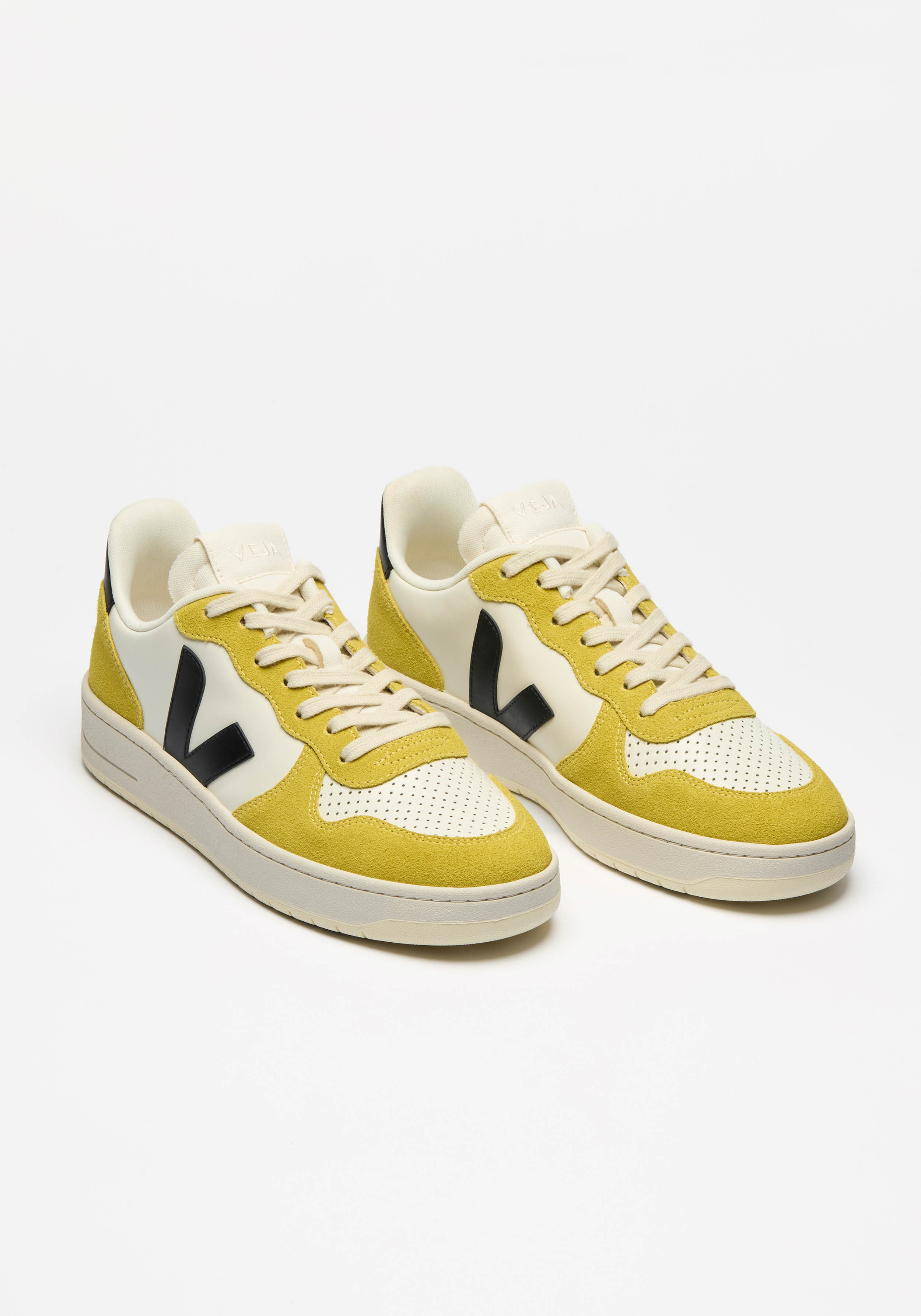 Veja Sneaker V-10 Leather Pure Black Liquor