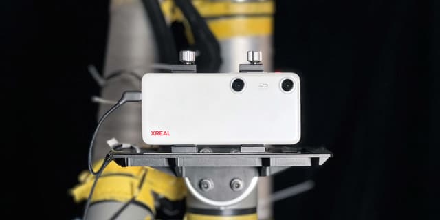 XREAL Beam Pro 6+128 GB casting-enhed