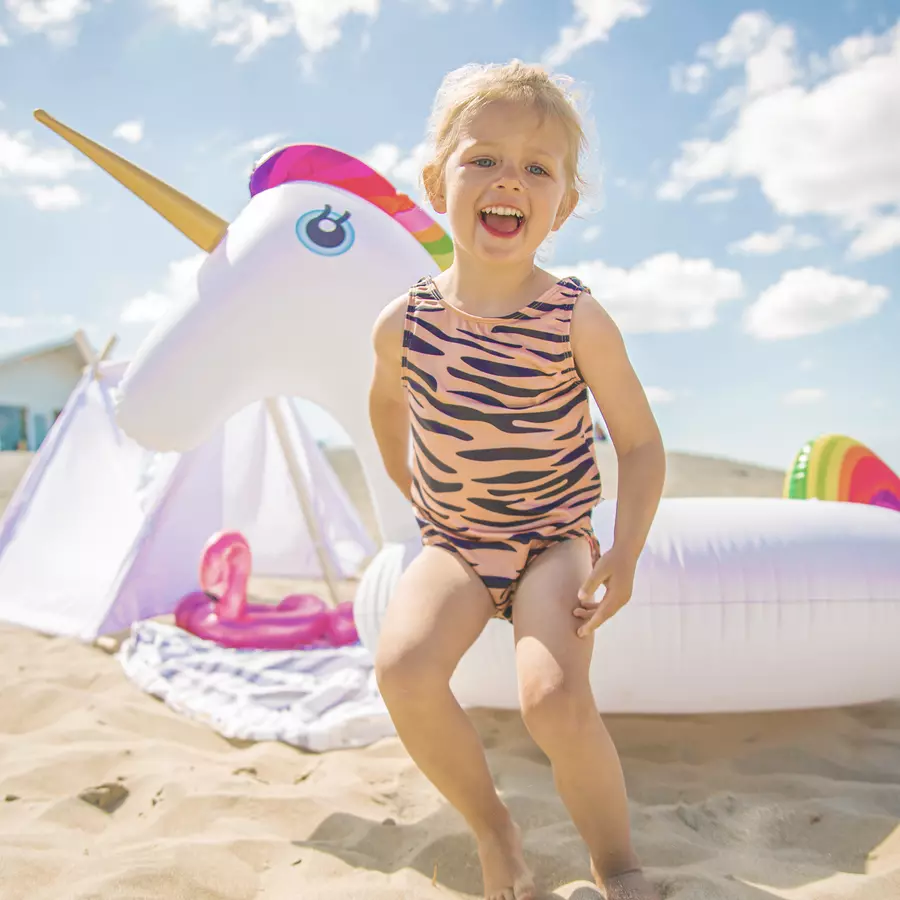 Swim Essentials Aufblasbares Einhorn Weiß XL