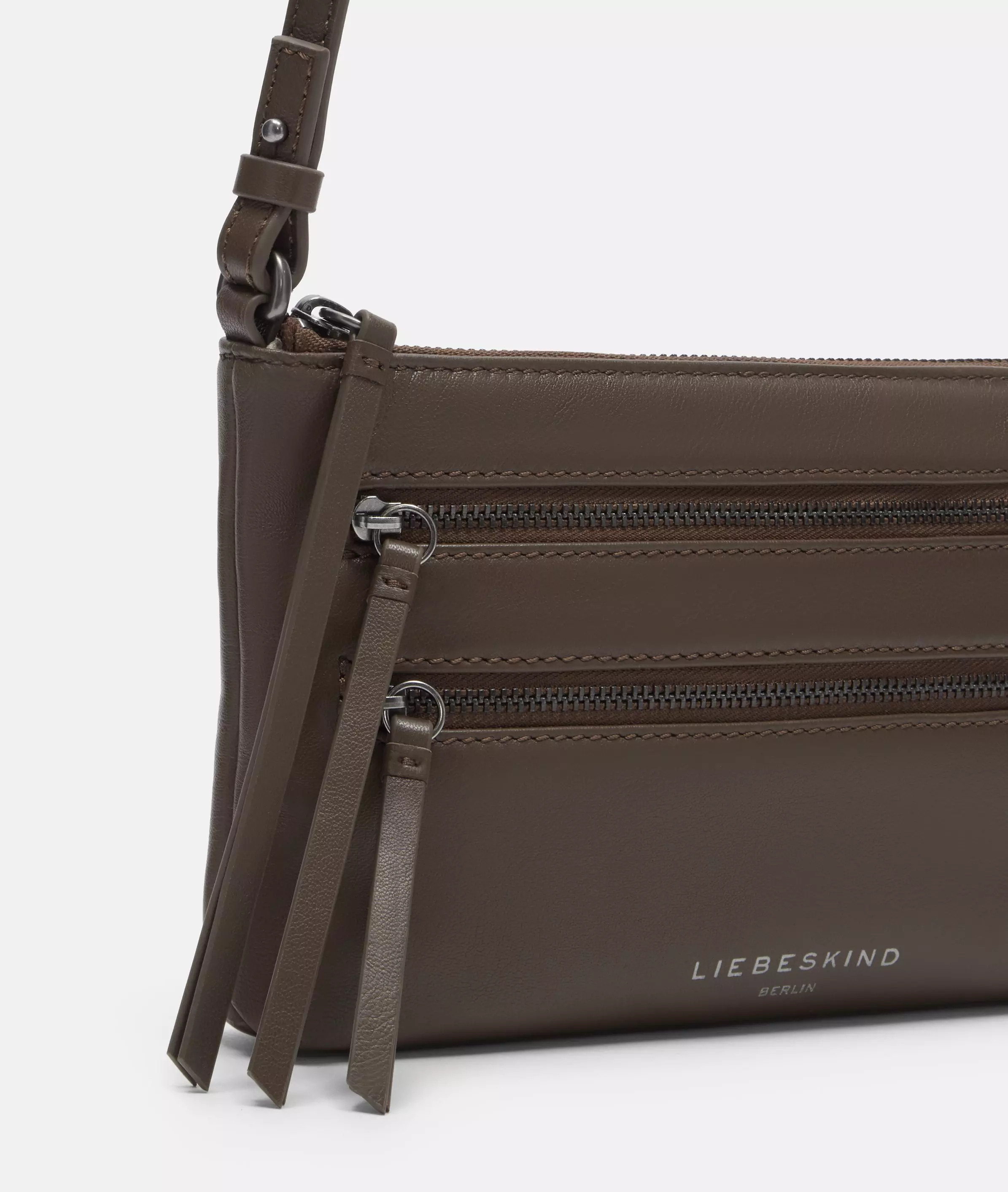 Crossbody Handy shoulder bag made from soft sheepskin