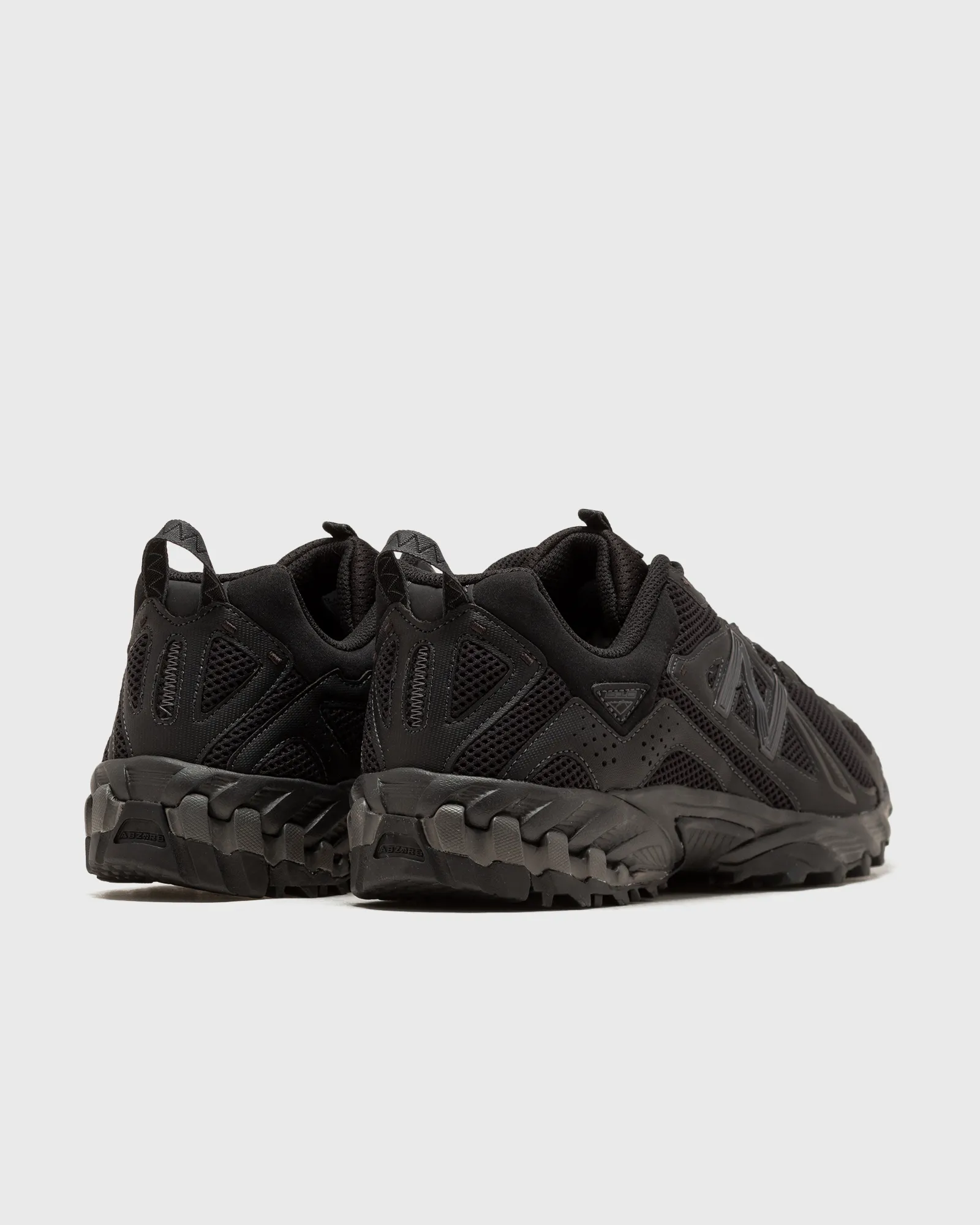 New Balance 610T