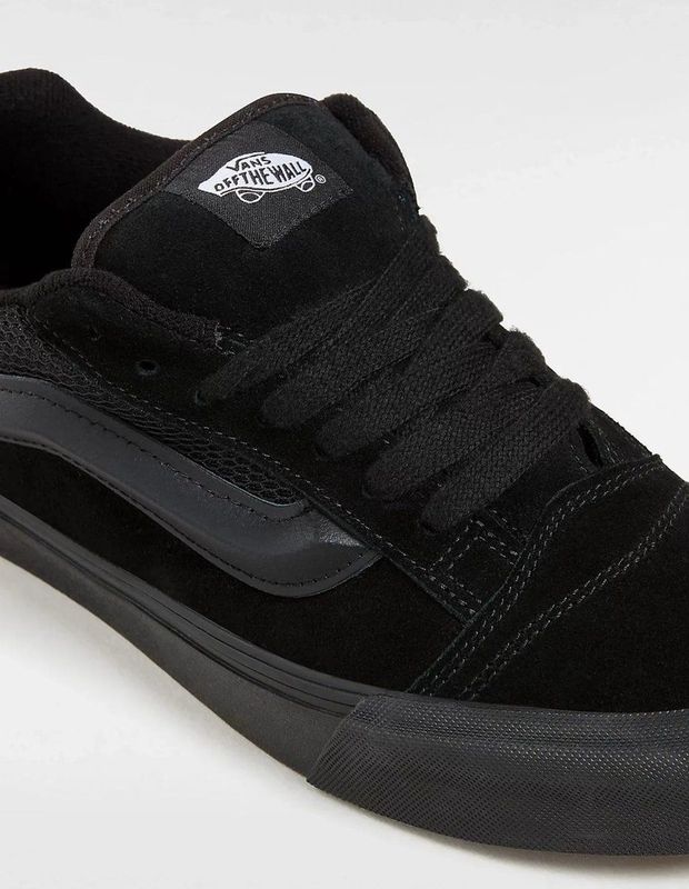 VANS - Knu Skool - Skateschoenen - Zwart - Suède