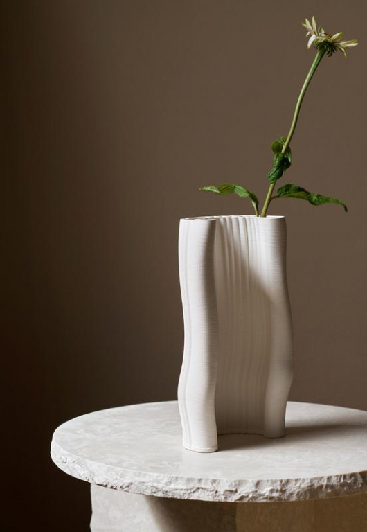 Ferm Living Moire vaas H30 off white