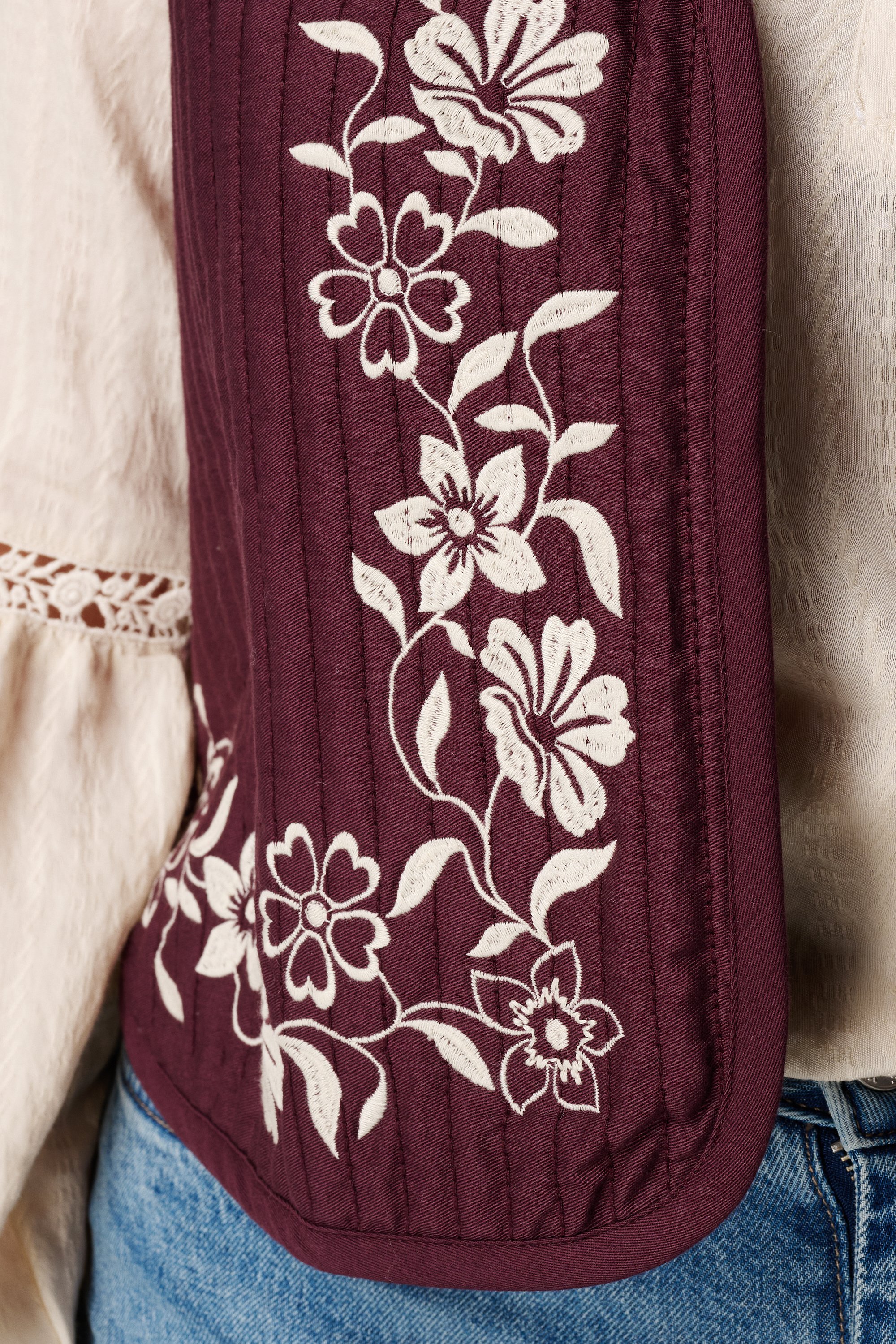 Gilet met broderie opdruk Bordeaux