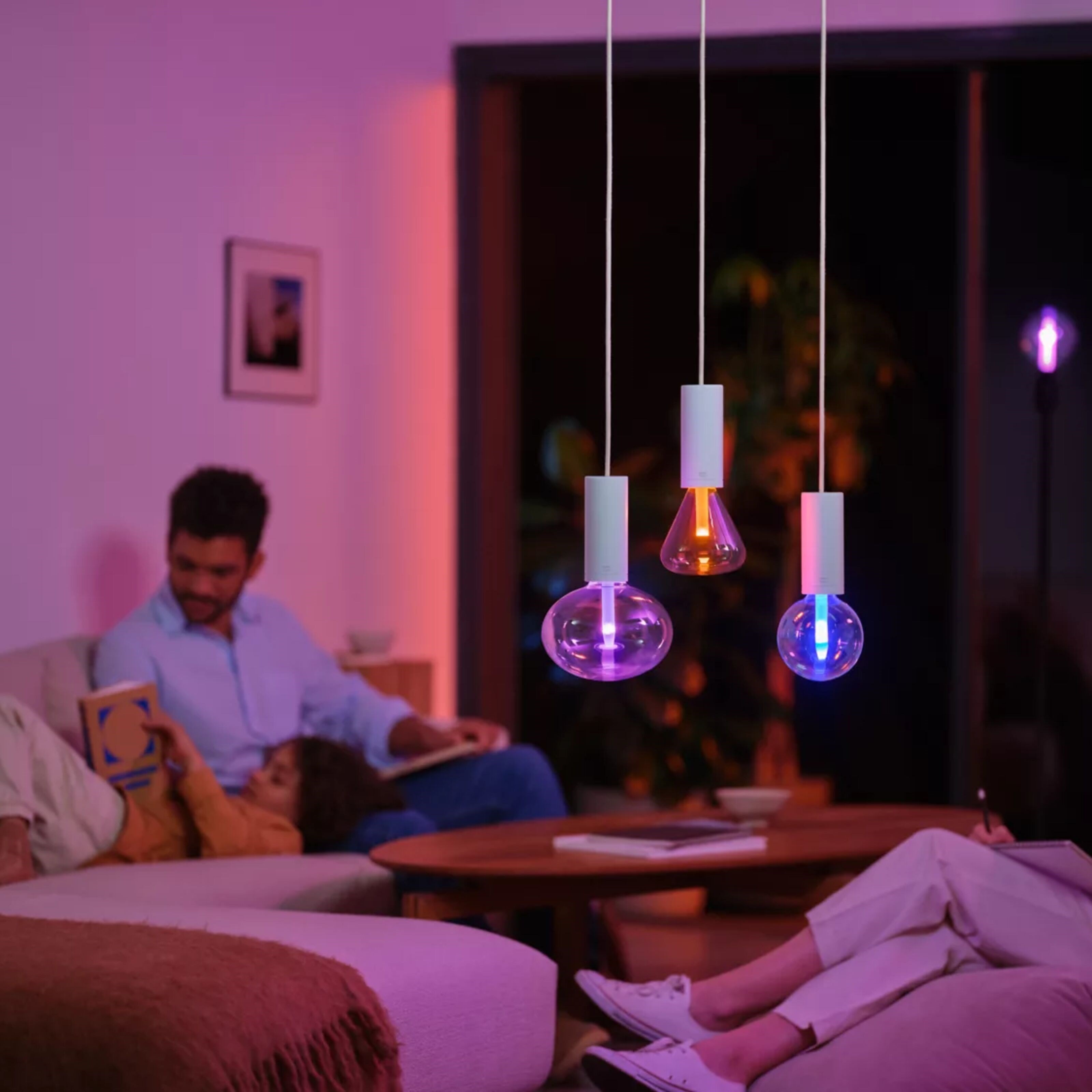 Philips Hue Lightguide Triangle E27 smart LED-pære 500 lm