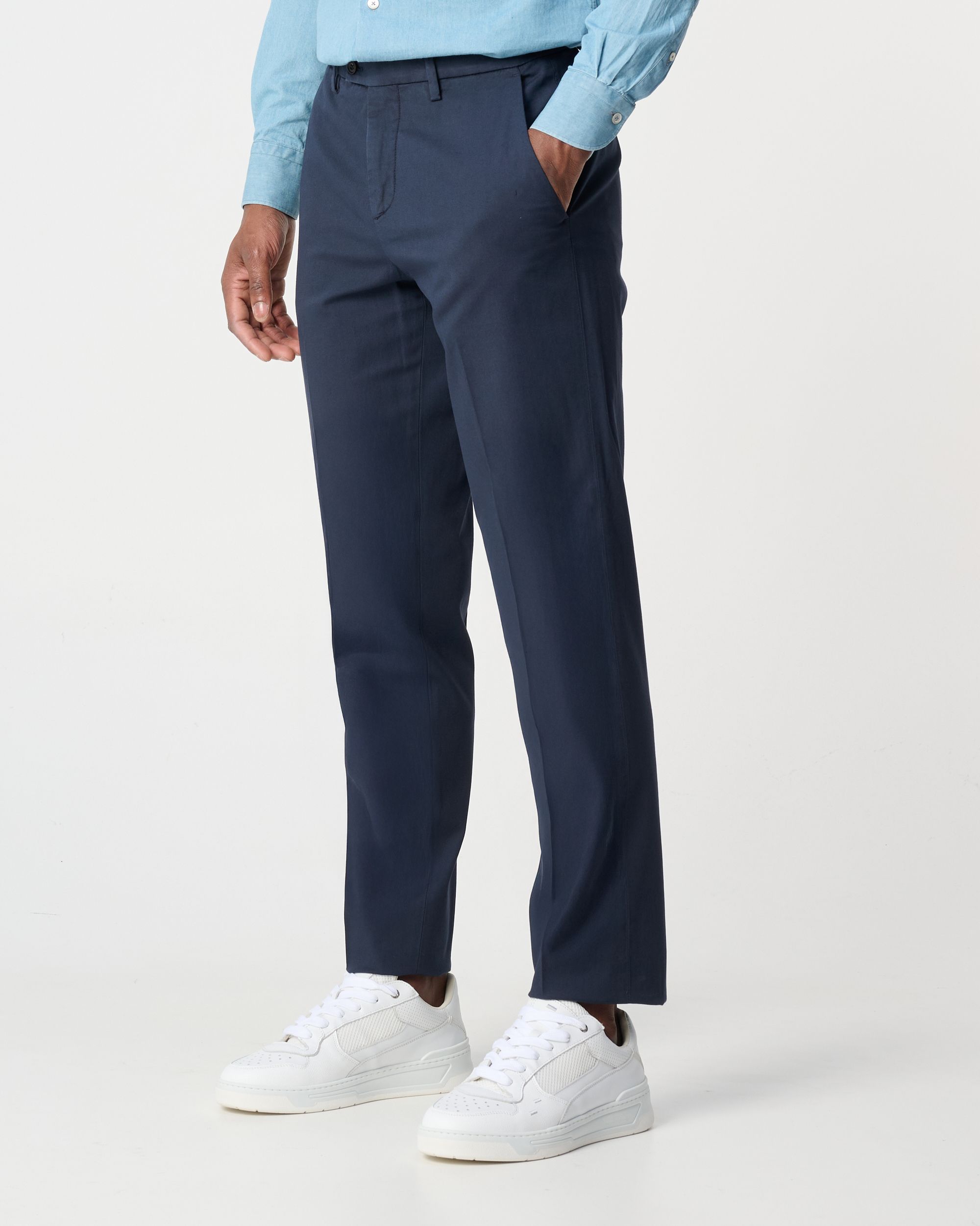 Corneliani Chino