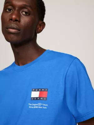 Camiseta Slim Fit com Logo Essencial