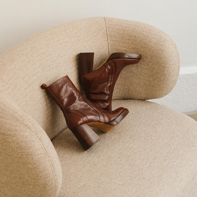 Bottines à talons  en cuir vieilli marron