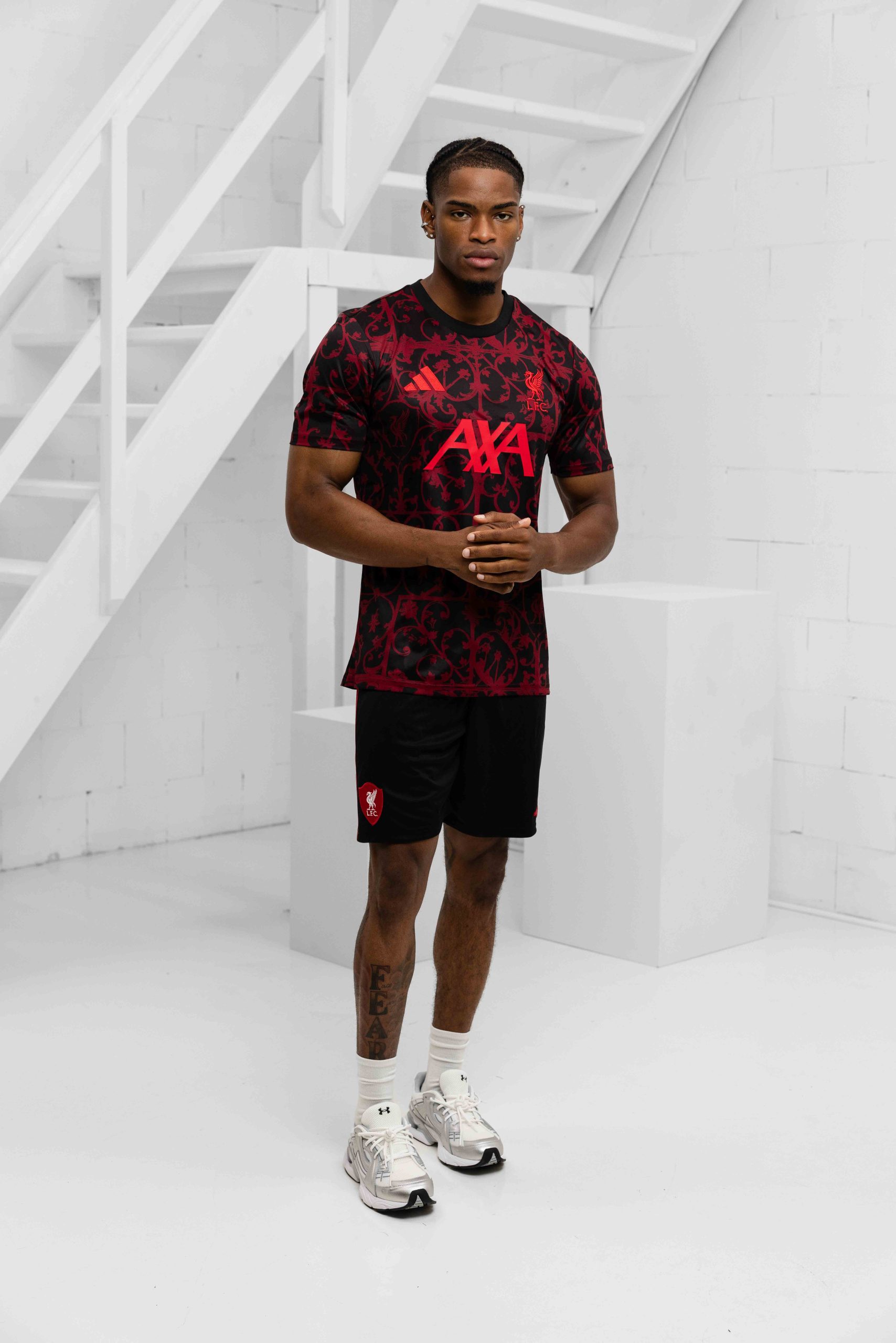 Liverpool Pre-Match Shirt Senior 2025/2026