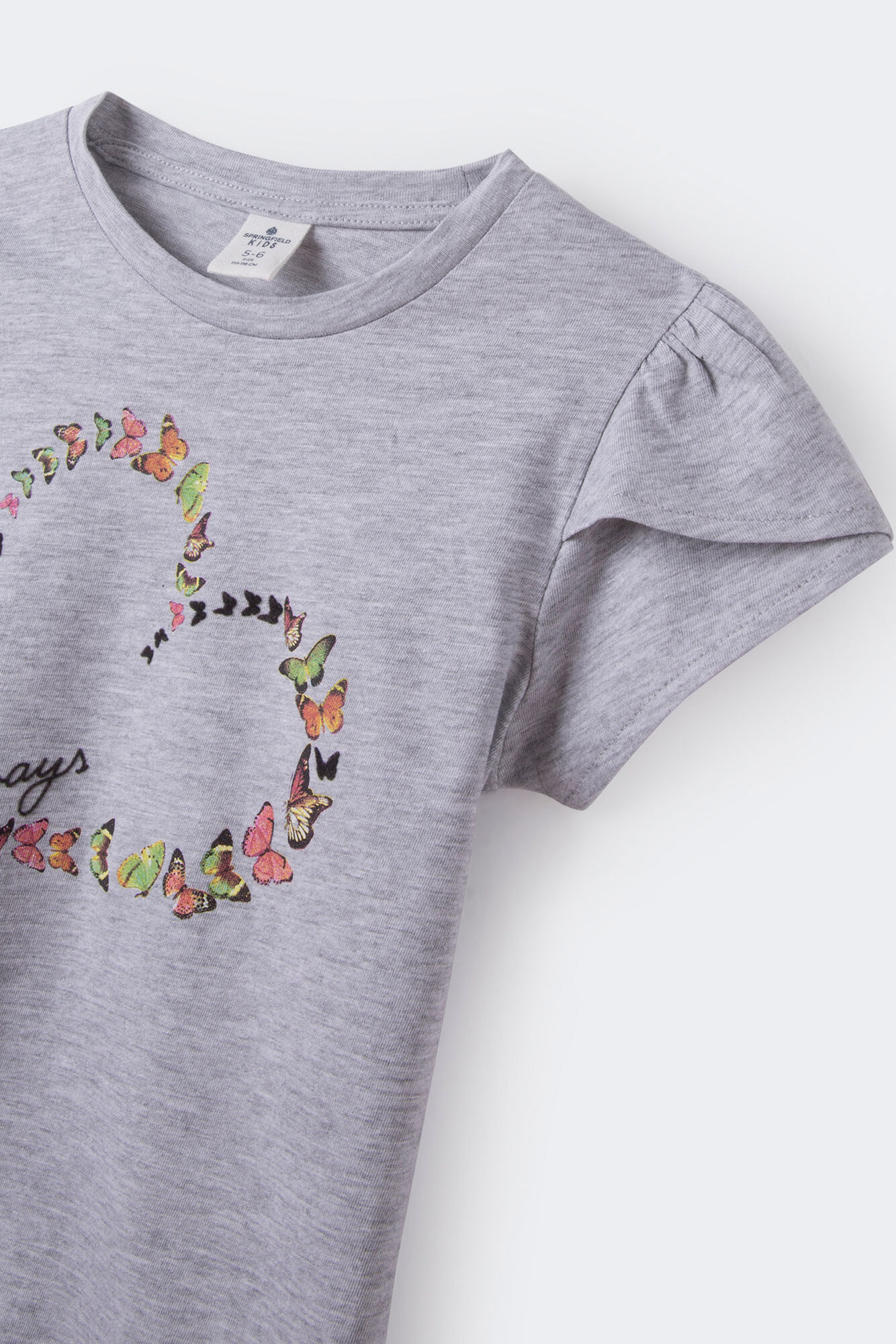 Camiseta com estampa de coração para meninas