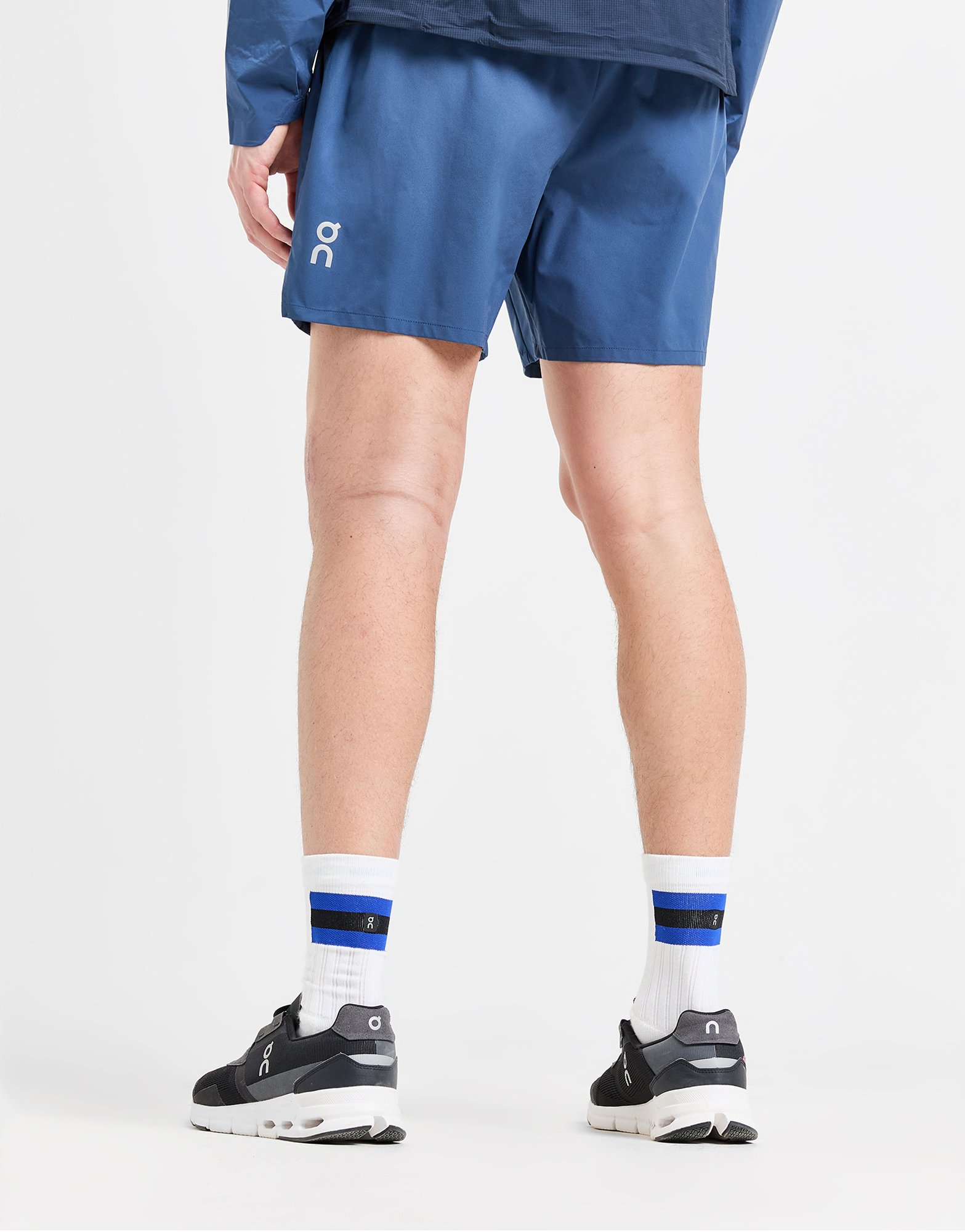 On Running Short Essential Homme