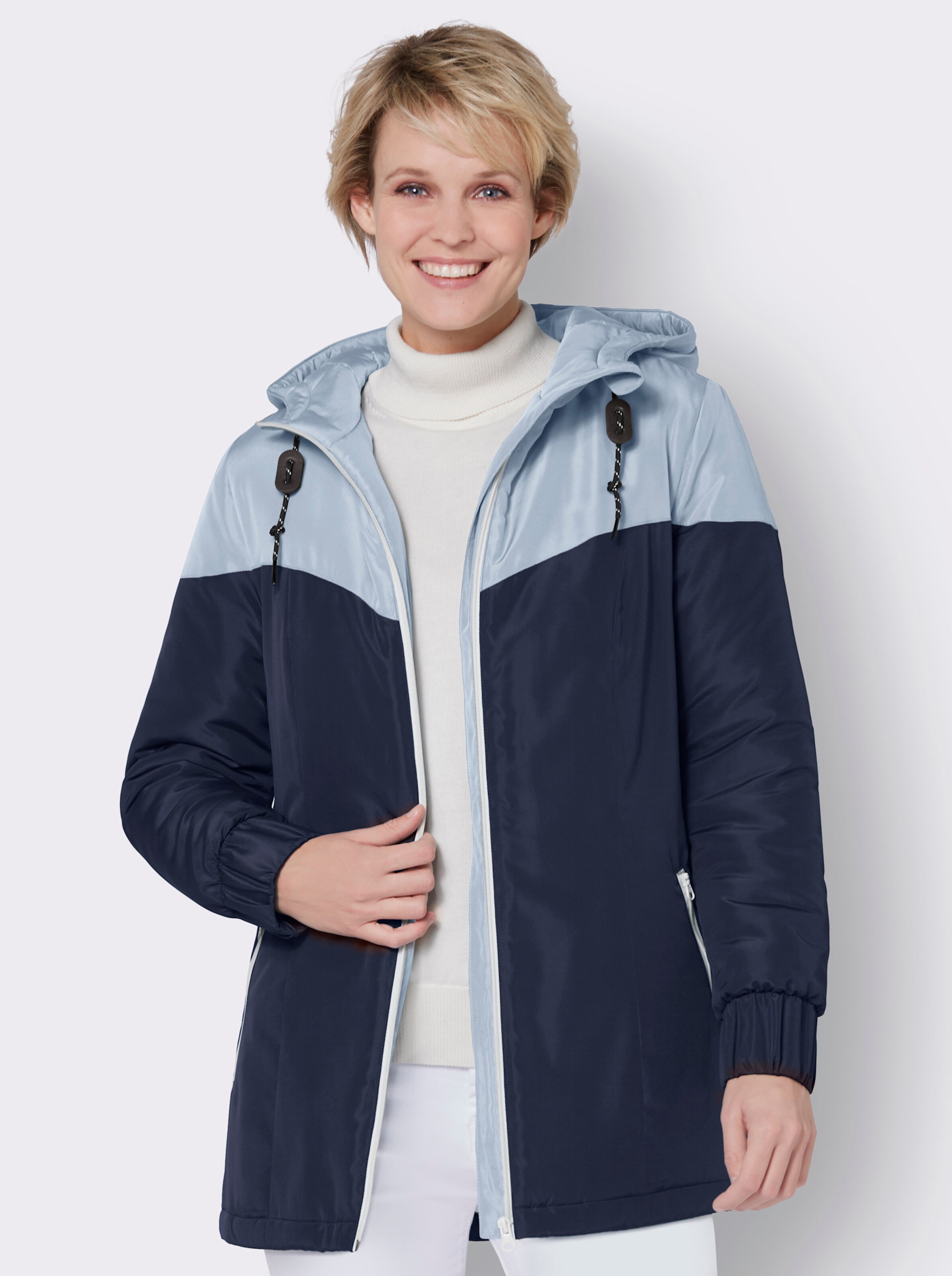 Jacke mit Kapuze, weitenverstellbar