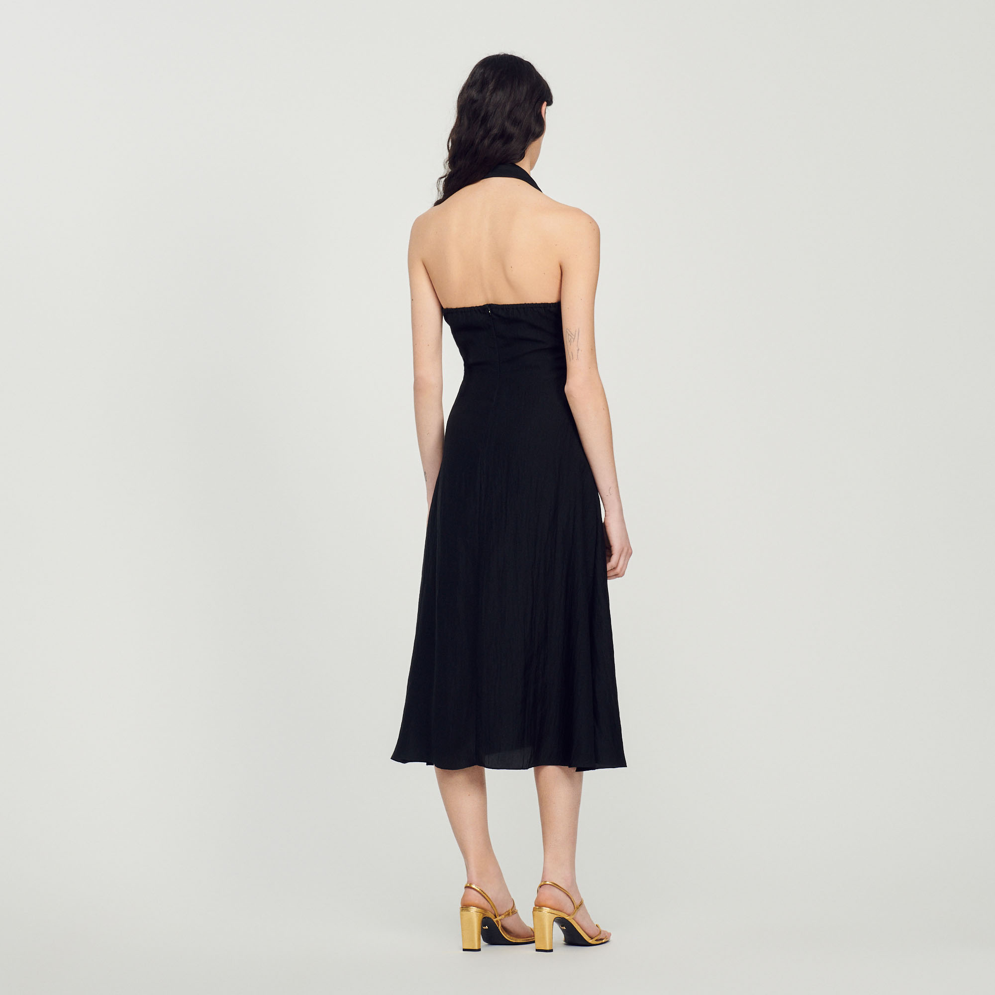 Robe nouee dos nu