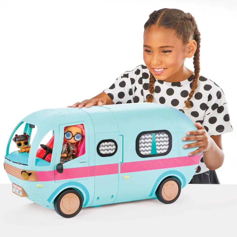 LOL SURPRISE OMG - POUPEE  GRAND CAMPING CAR AVEC ACCESSOIRES