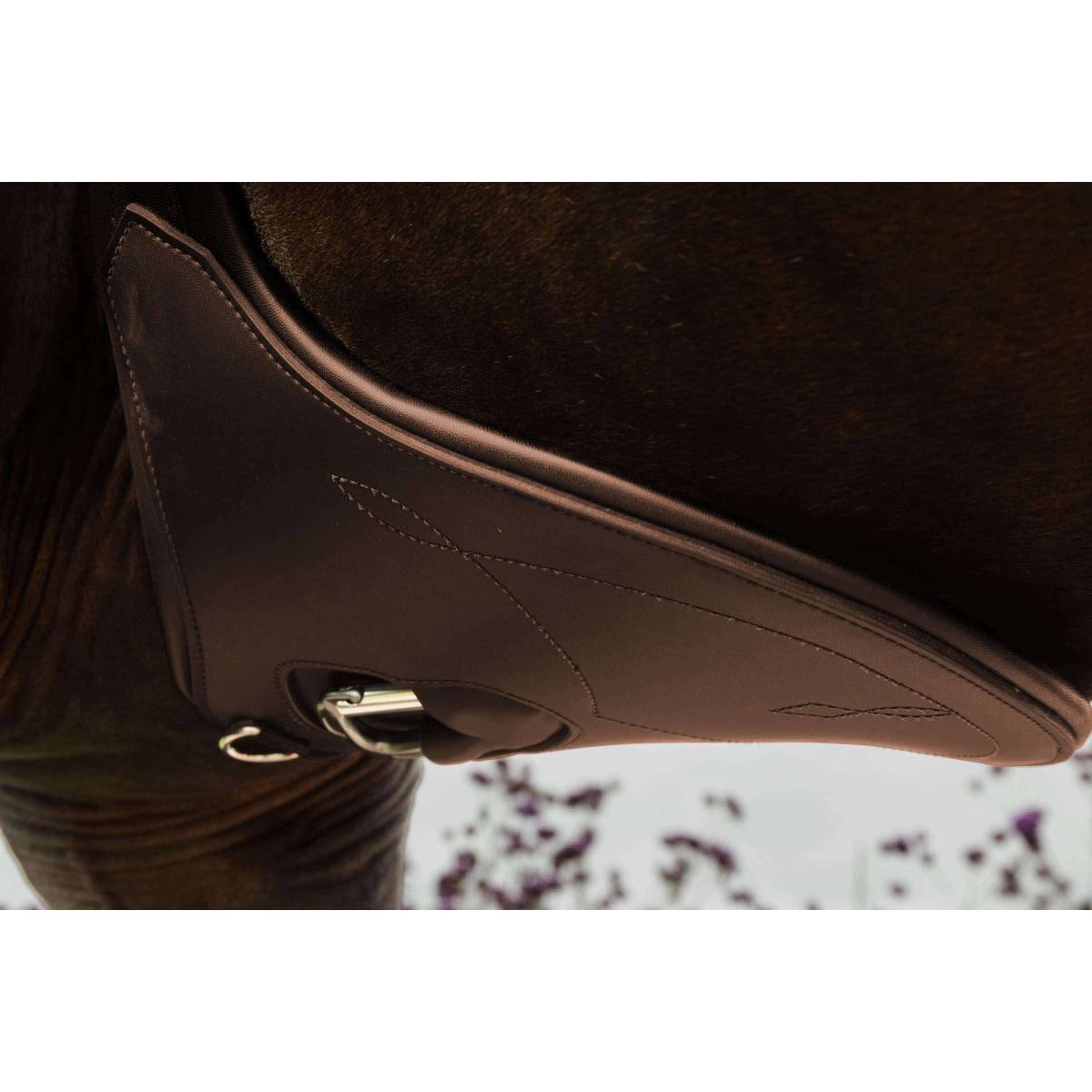 Kentucky Springsingel Buikflap Anatomic Bruin