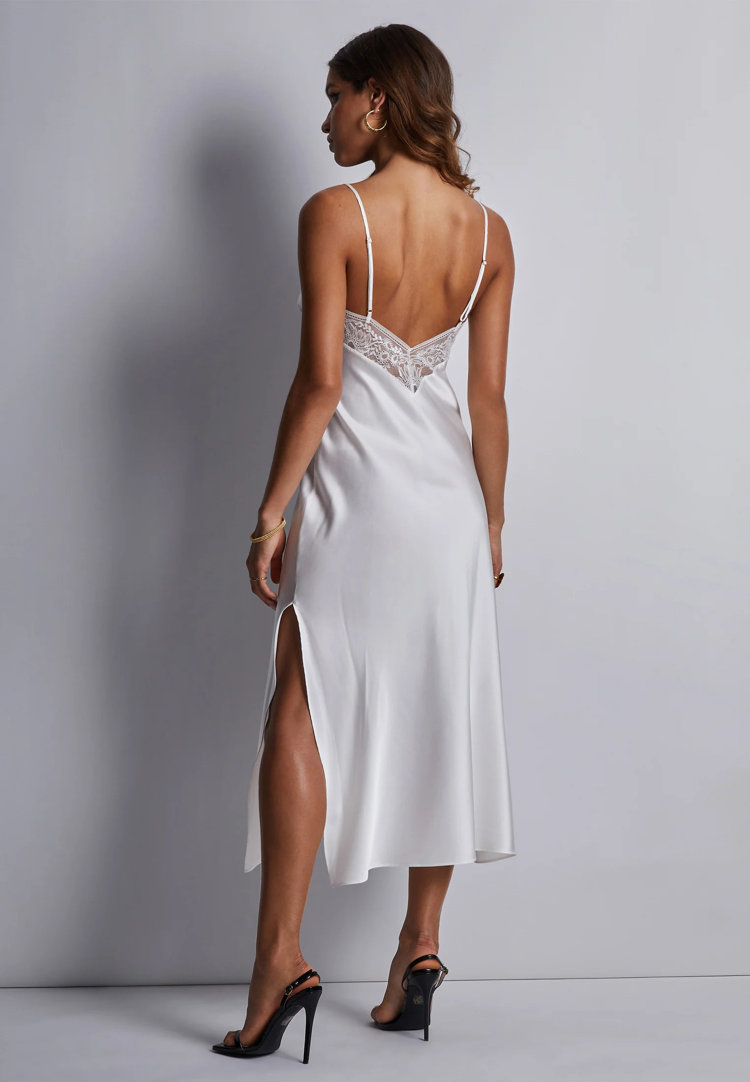 MIDNIGHT WHISPER - Nuisette longue | Blanc