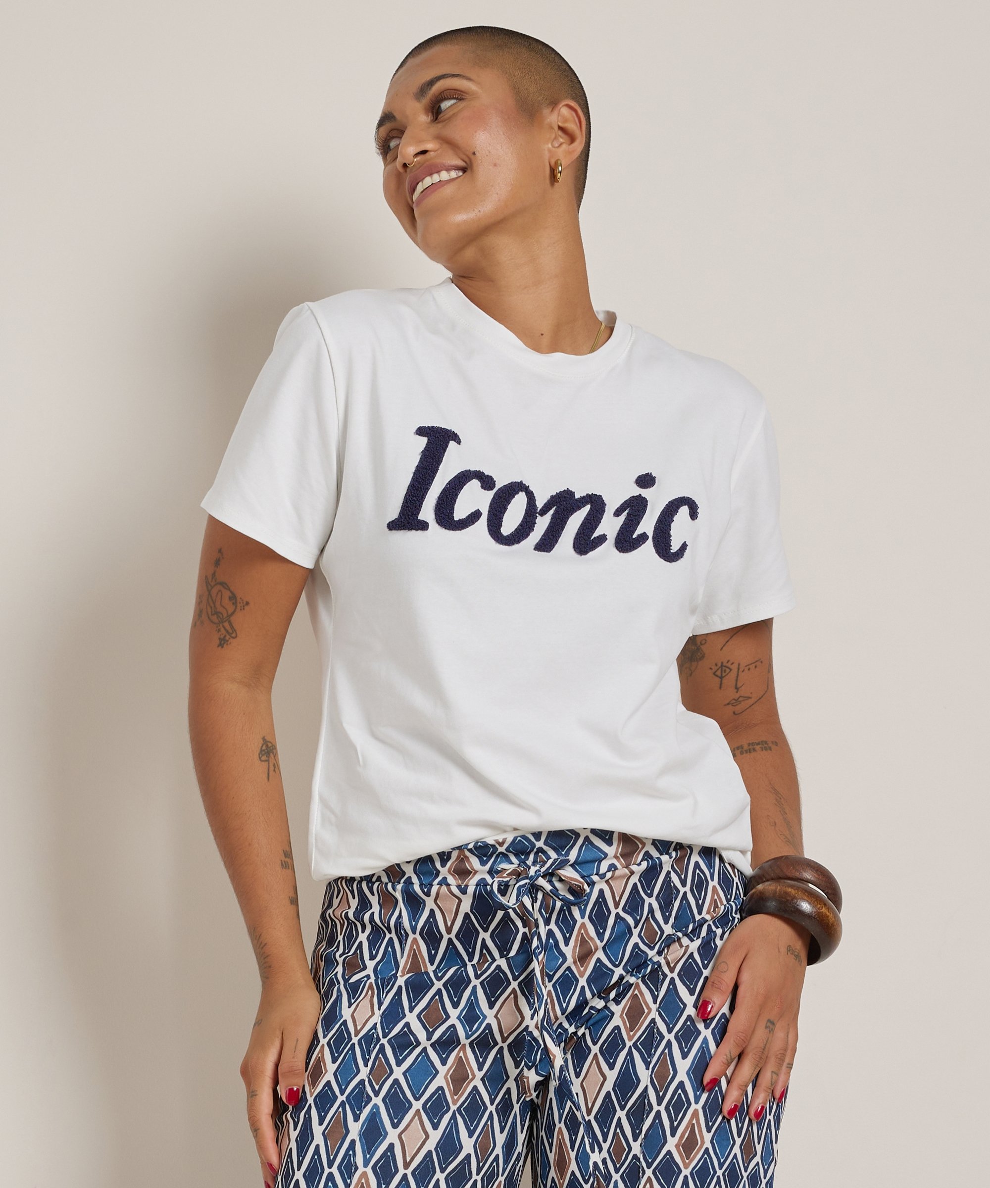 t-shirt iconic