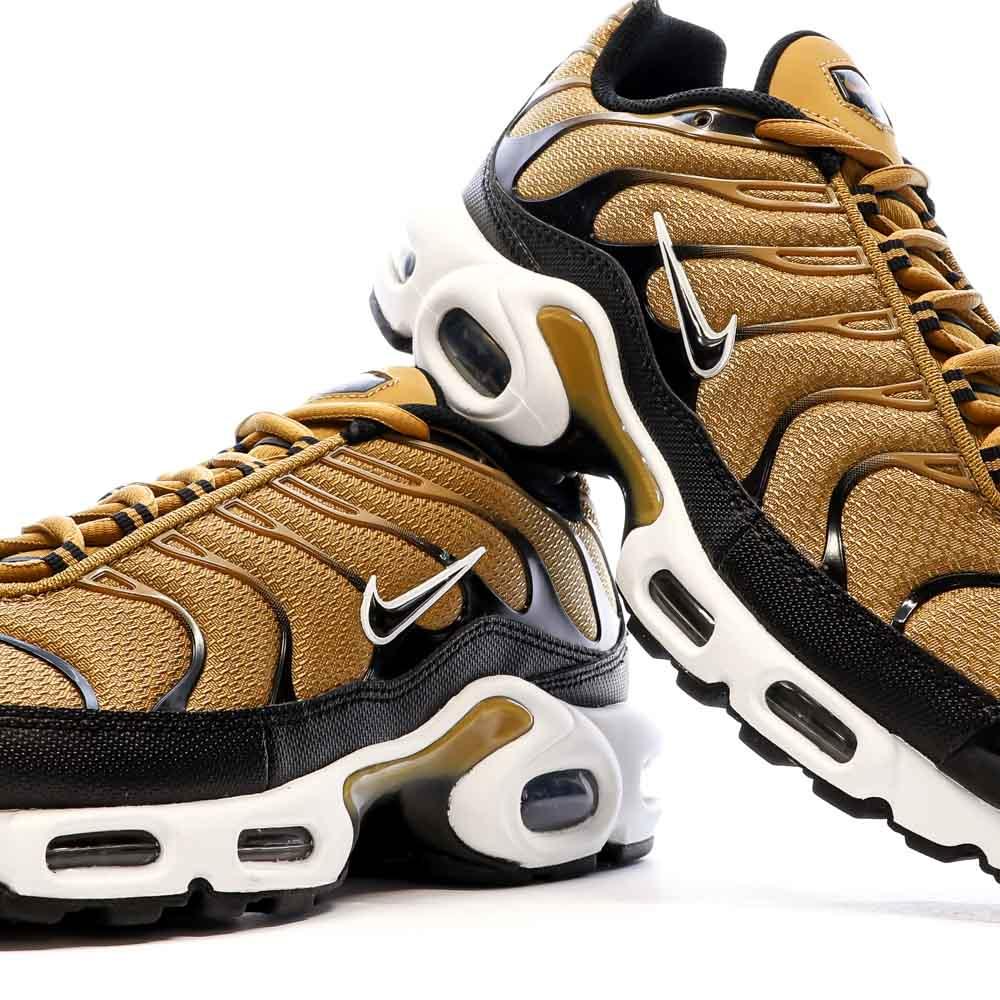 Nike Baskets Marrons/Noires Homme Nike Air Max Plus Wheat
