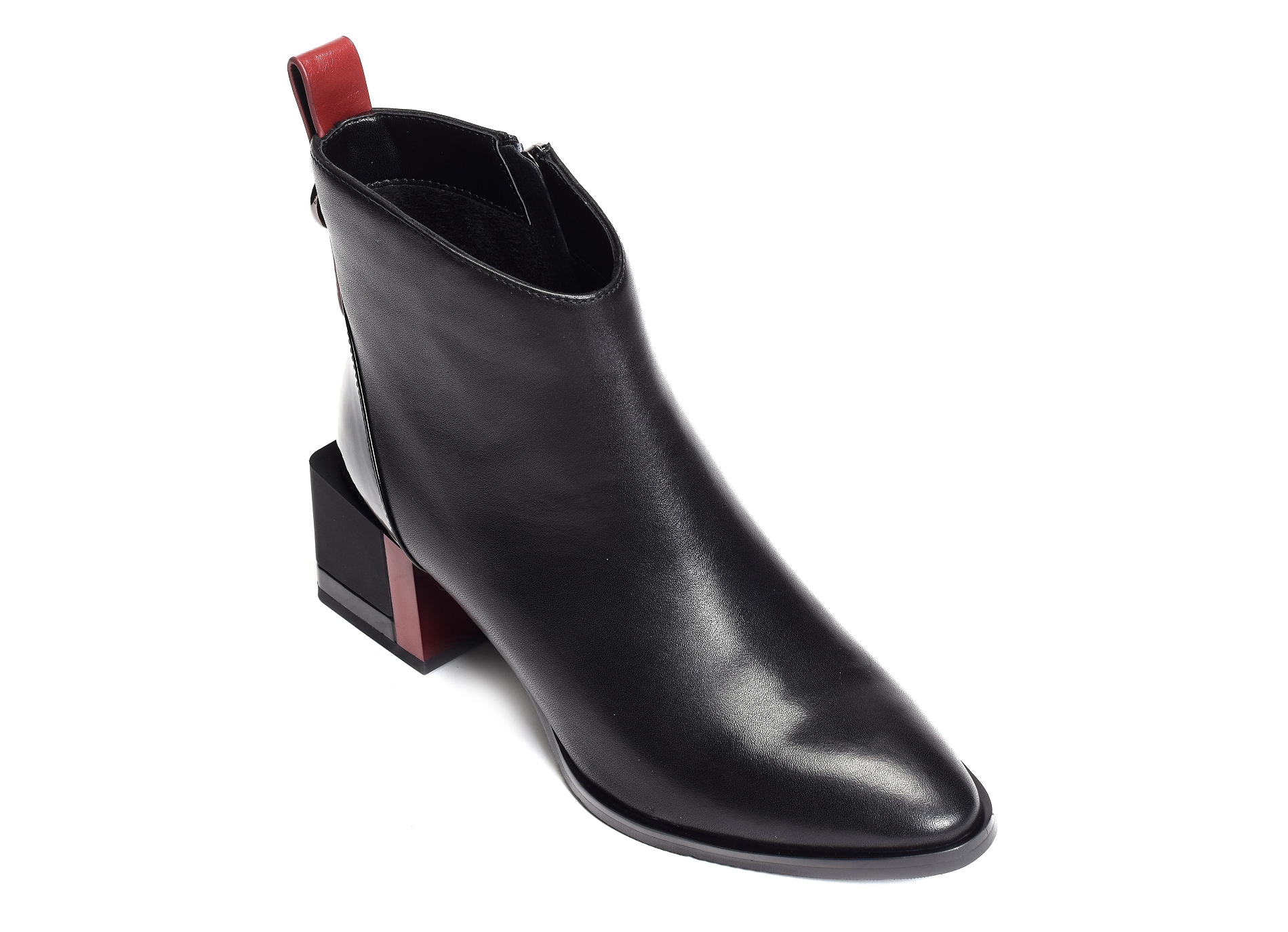 Paltrow noir