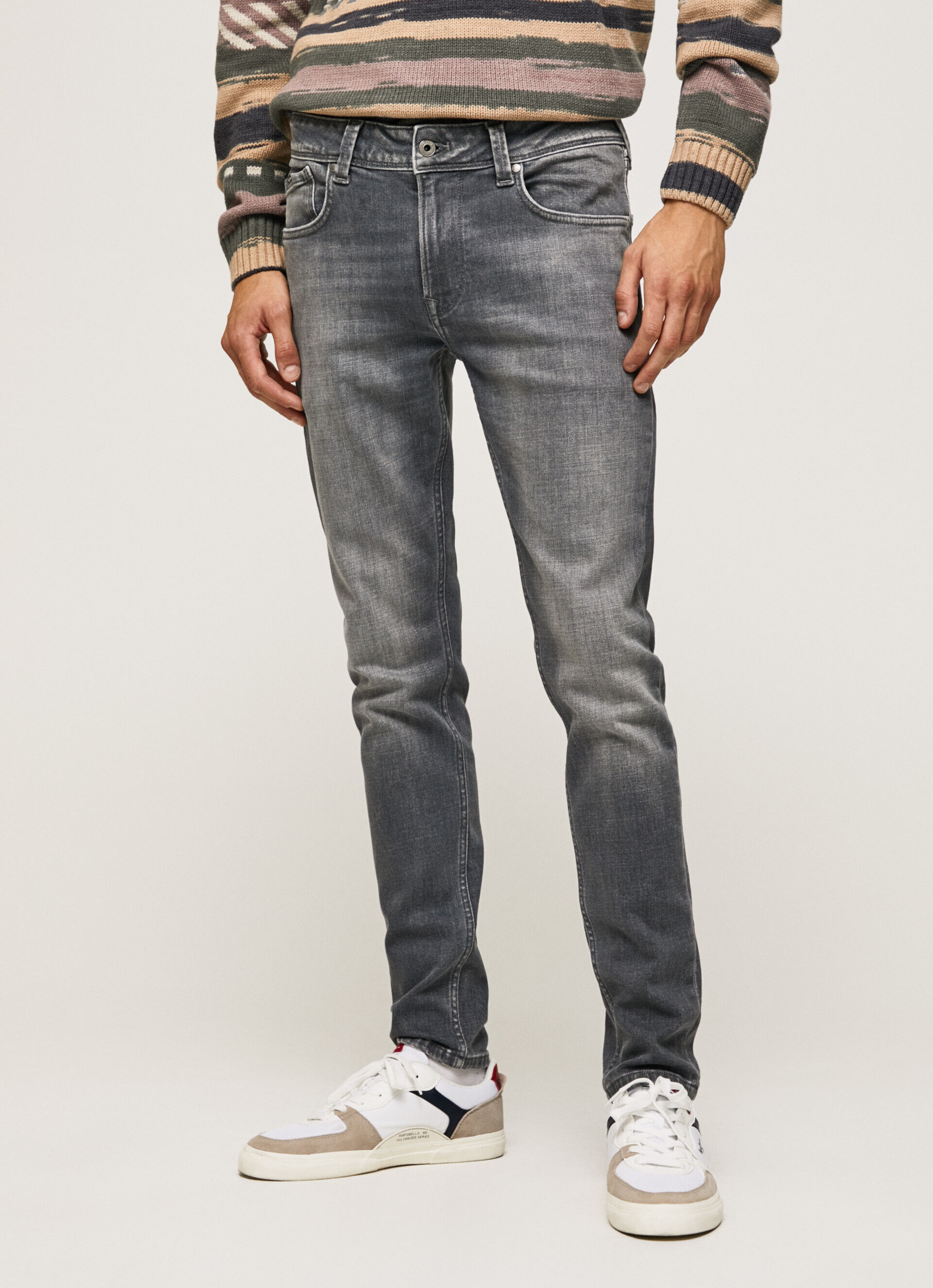 Calça jeans skinny de cintura baixa Jean Finsbury Fit - jeans