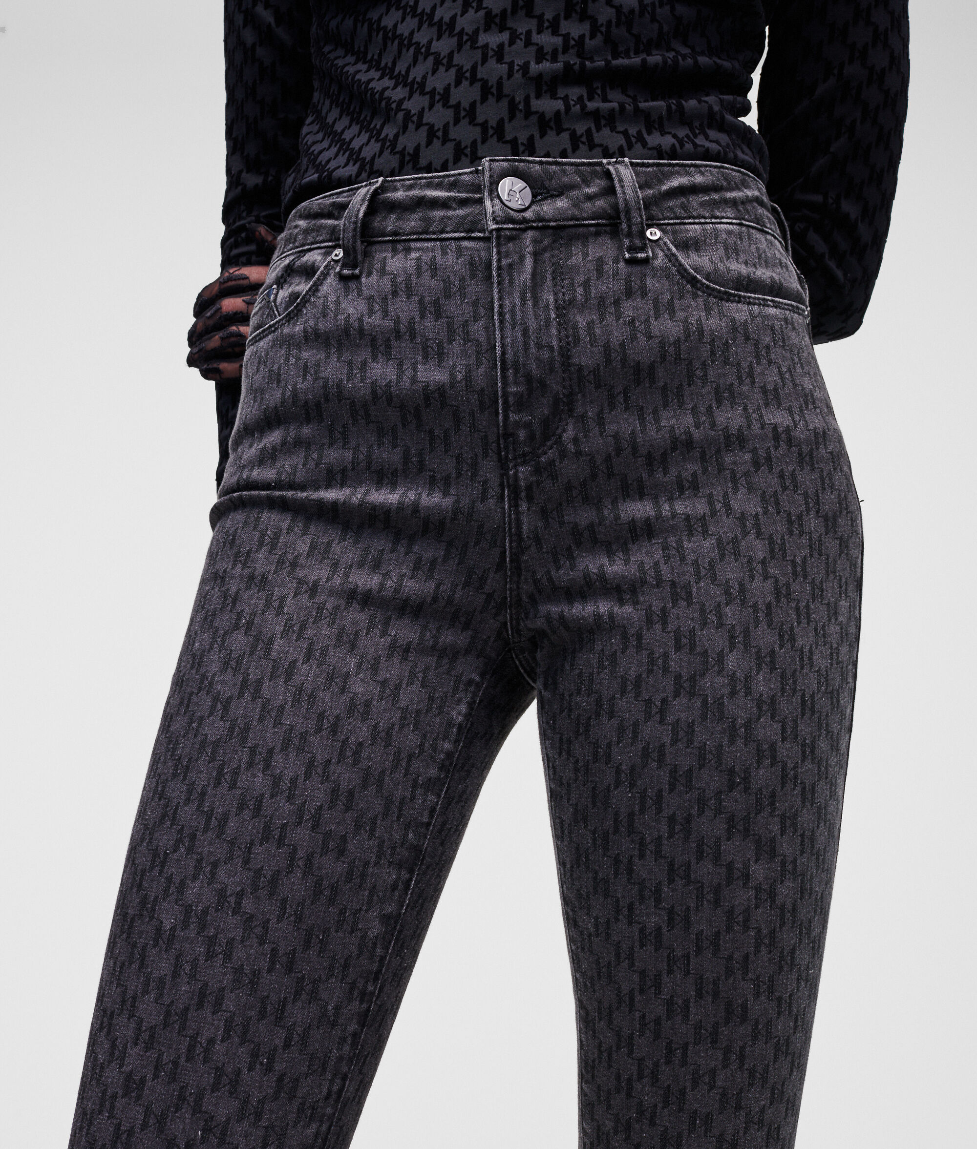 JEAN SKINNY À MONOGRAMME KL