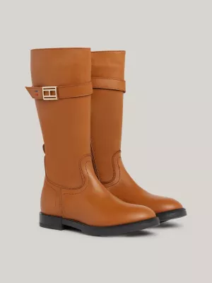 Botas de couro até o joelho com fivela